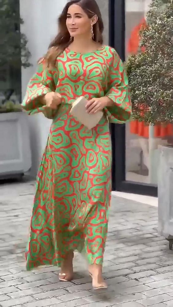 Fashionable new dress